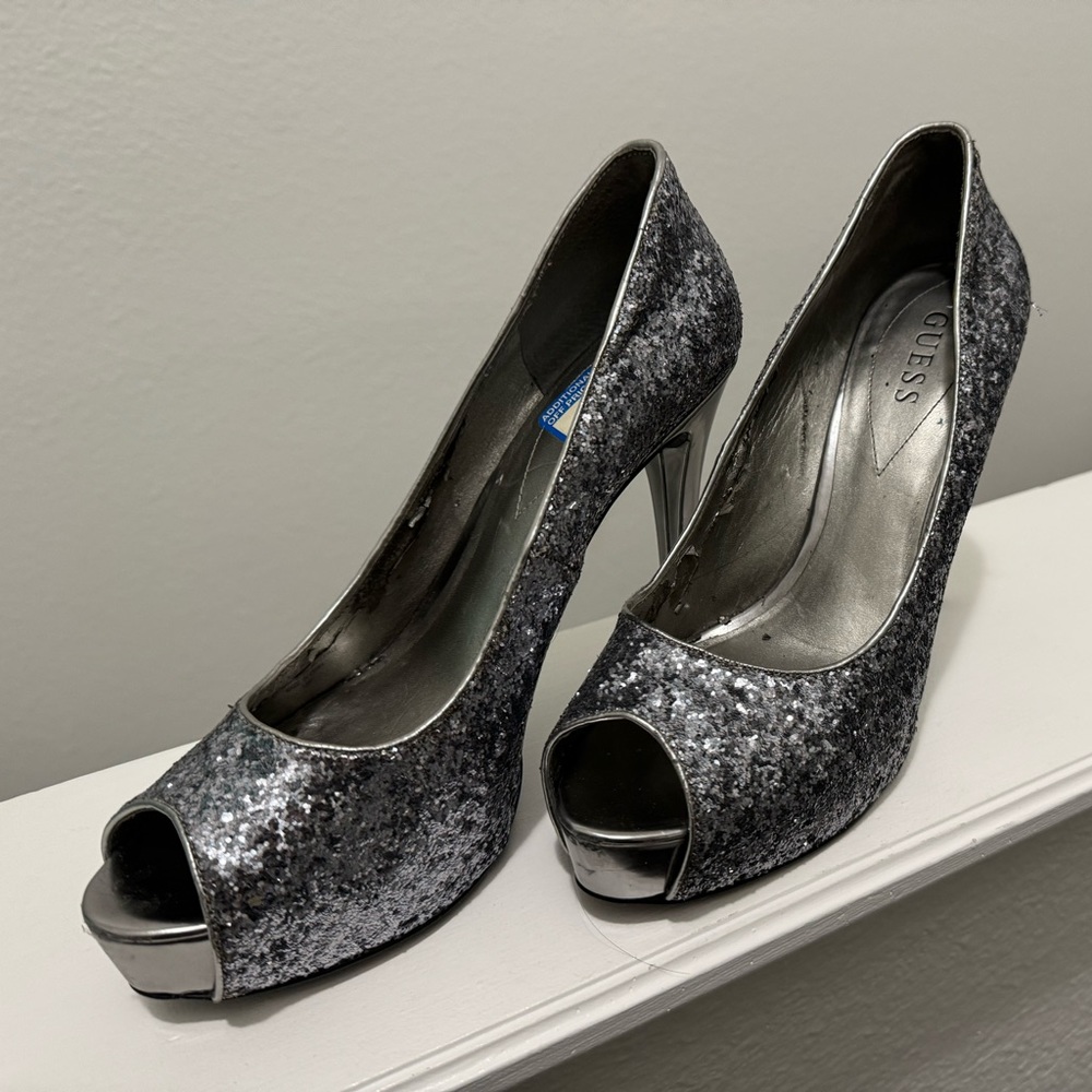 Guess silver sequin peep toe stilettos dressy NYE